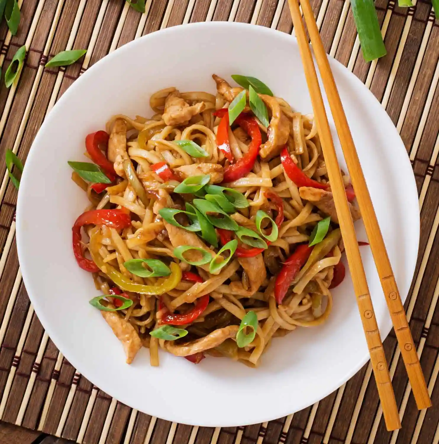 CHICKEN NOODLES